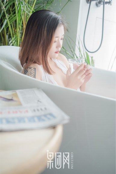 徐康俊所在演员组合合约到期 孔明签约全新所属社_华体会（中国