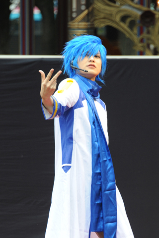 “华体会官方版网站登录入口”2012给力女生报名第一天迎来1.9米和1.48米的报名选手(图4) 华体会(中国